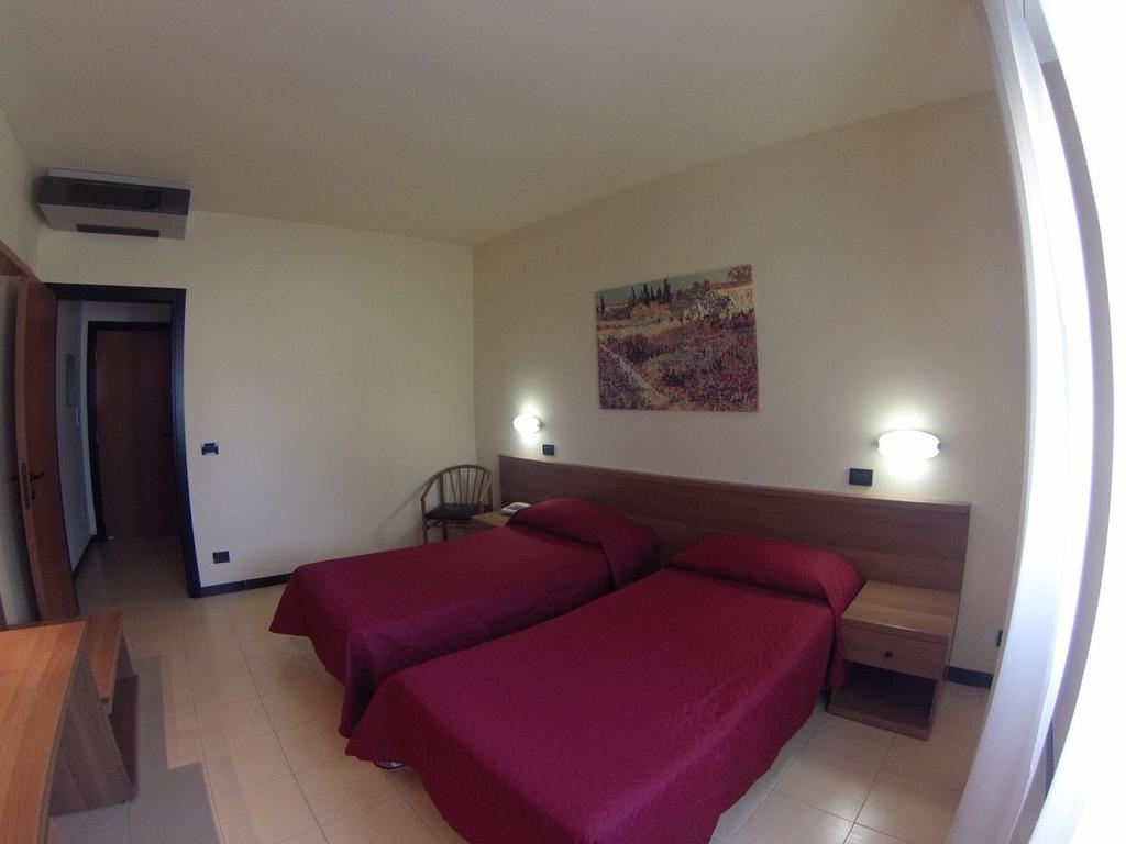 Hotel Italia Occhiobello Kültér fotó