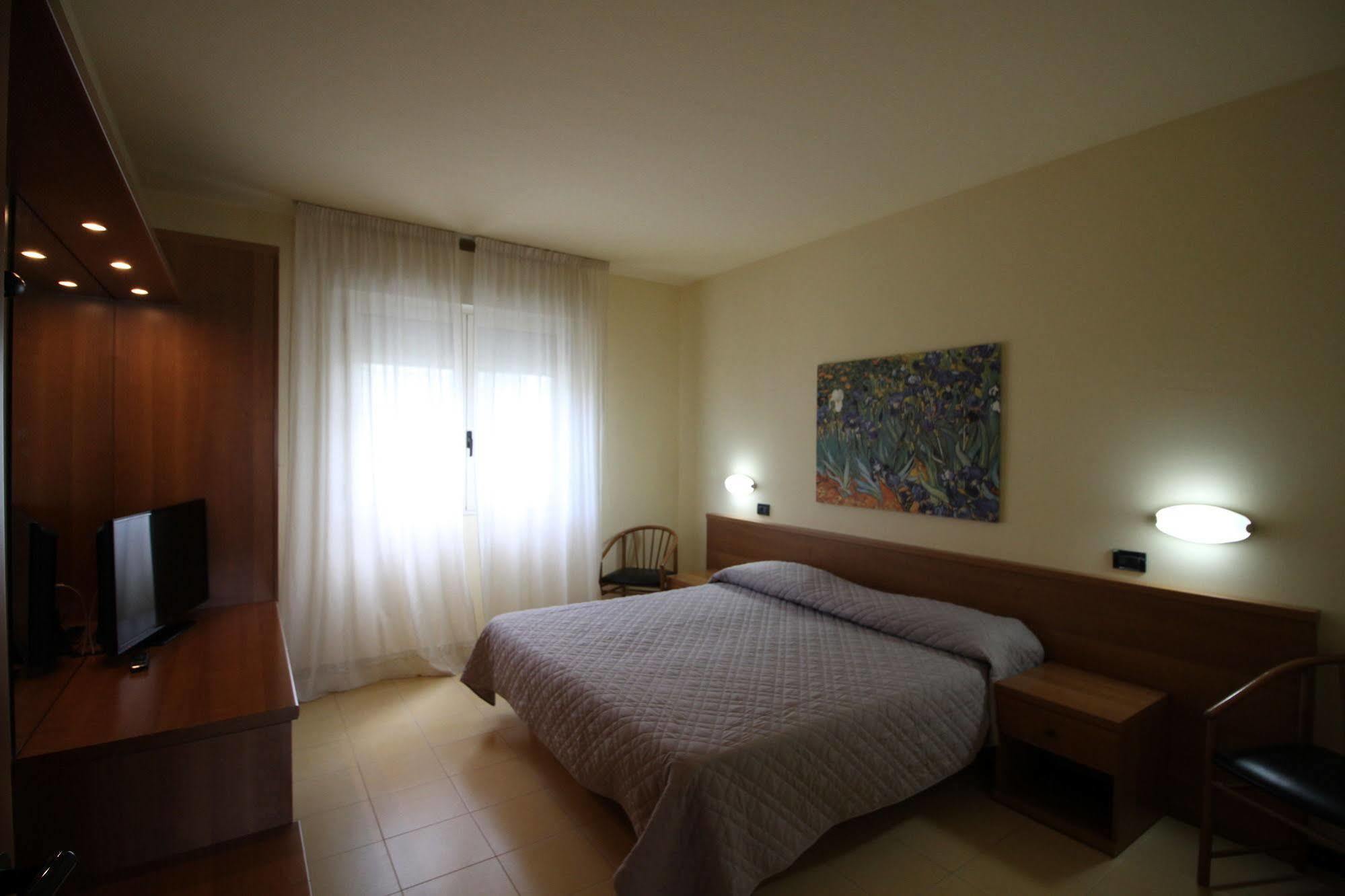 Hotel Italia Occhiobello Kültér fotó