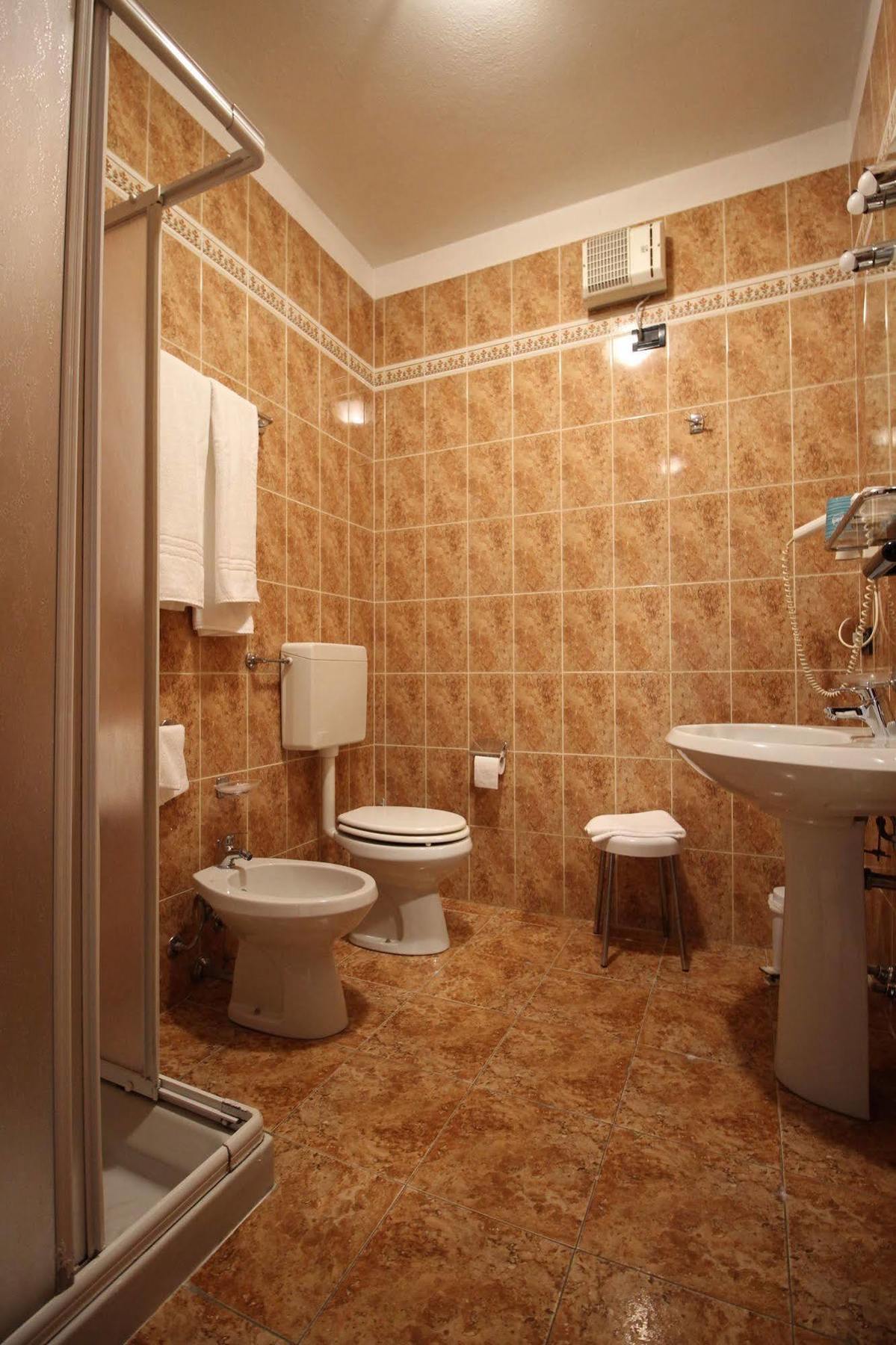 Hotel Italia Occhiobello Kültér fotó