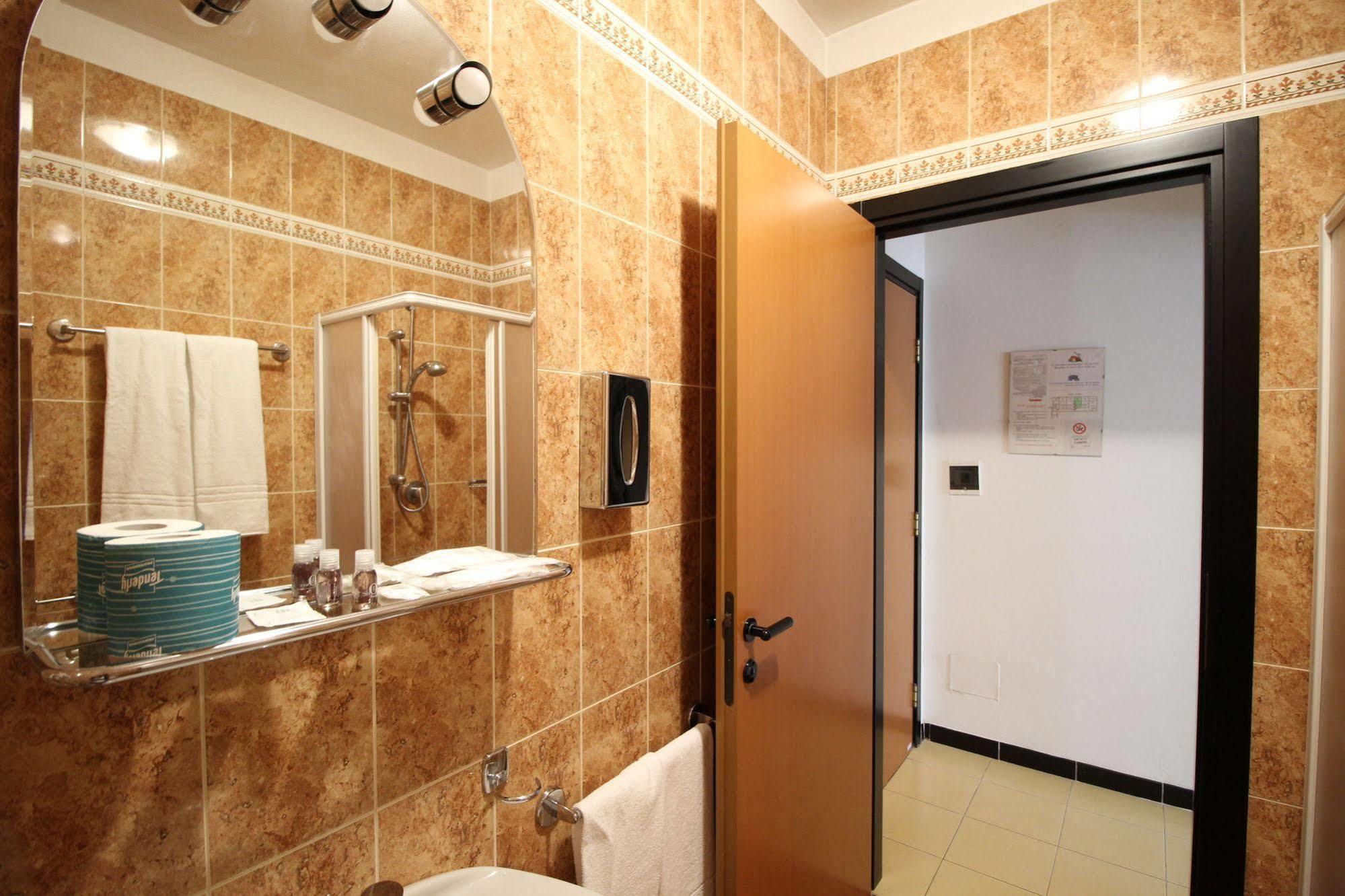Hotel Italia Occhiobello Kültér fotó